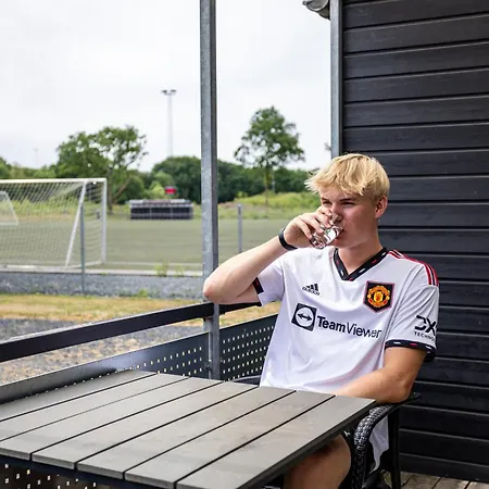 Sportsby - Danhostel, Huse Og